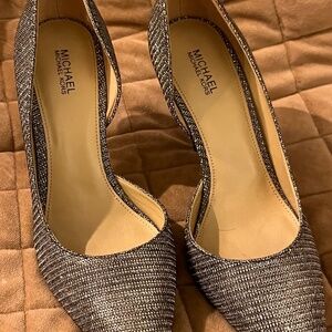 Gold sparkle heels